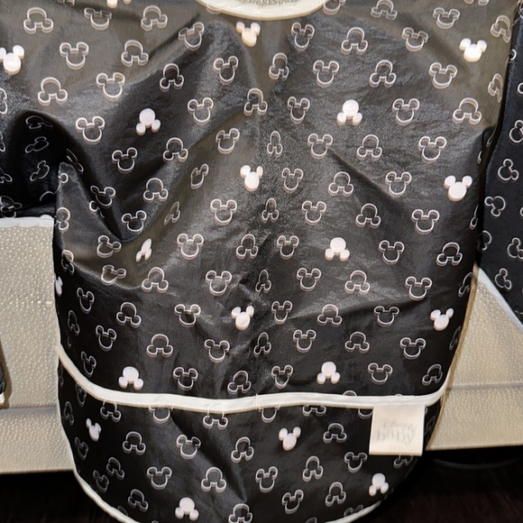 DISNEY MICKEY MOUSE BABY INFANT TODDLER WEARABLE BIB / SMOCK FOR SCHOOL - Picture 2 of 6